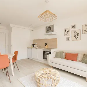 Cosy Au Centre D'oullins Avec Garage Appartement